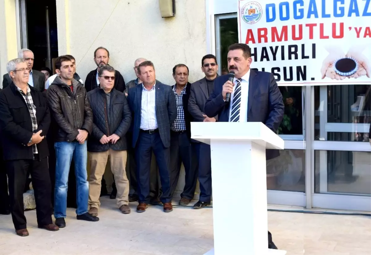 Yalova Armutlu\'da Doğal Gaz Hasreti Sona Erdi