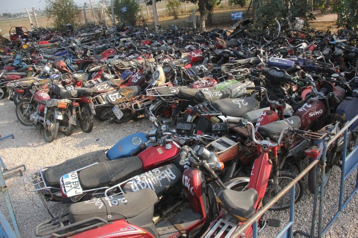 Adana\'da \'Bombalı Motosiklet\' Alarmı