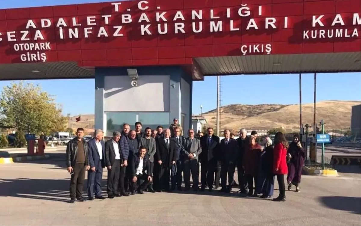 AK Parti İl Başkanı Sümer, CHP İl Başkanı Erdem\'i Özür Dilemeye Davet Etti