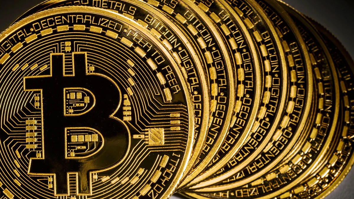 Bitcoin\'e Artan Talep, İnternet Sitelerini Çökertti