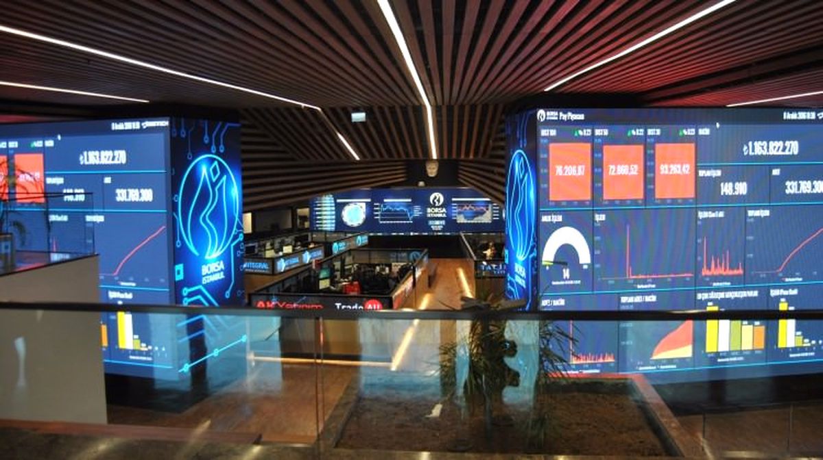 Borsa İstanbul, 113 Bin Puanla Tarihi Zirveyi Gördü