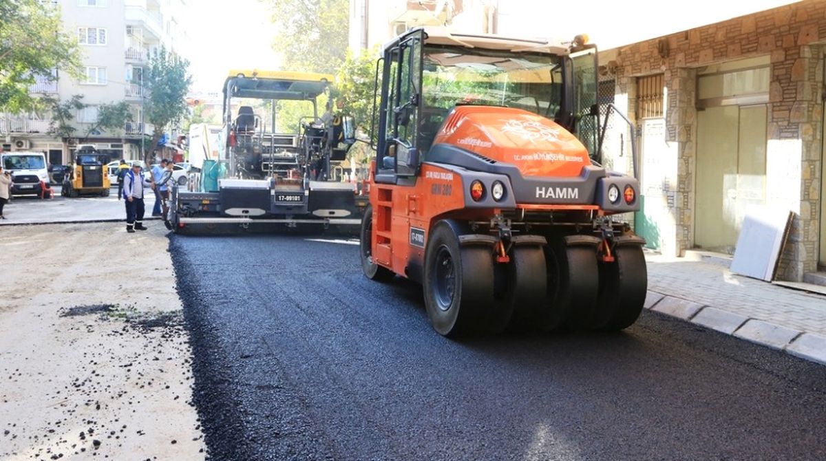 Büyükşehir Asfalt Çalışmalarını Aralıksız Sürdürüyor