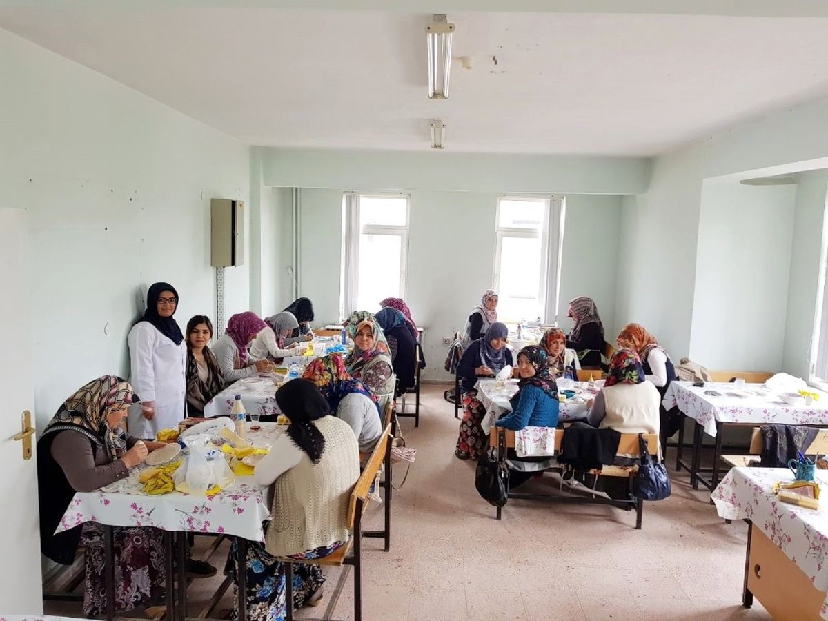 Çini İşlemeciliği ve Çinicilik Kursu