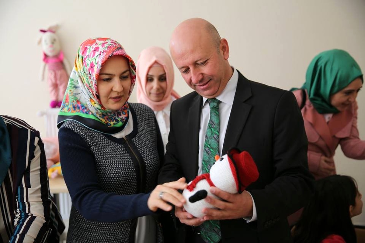 Çolakbayrakdar, "Kocasinan Akademiyi Büyük Bir Eğitim Yeri Haline Getireceğiz"