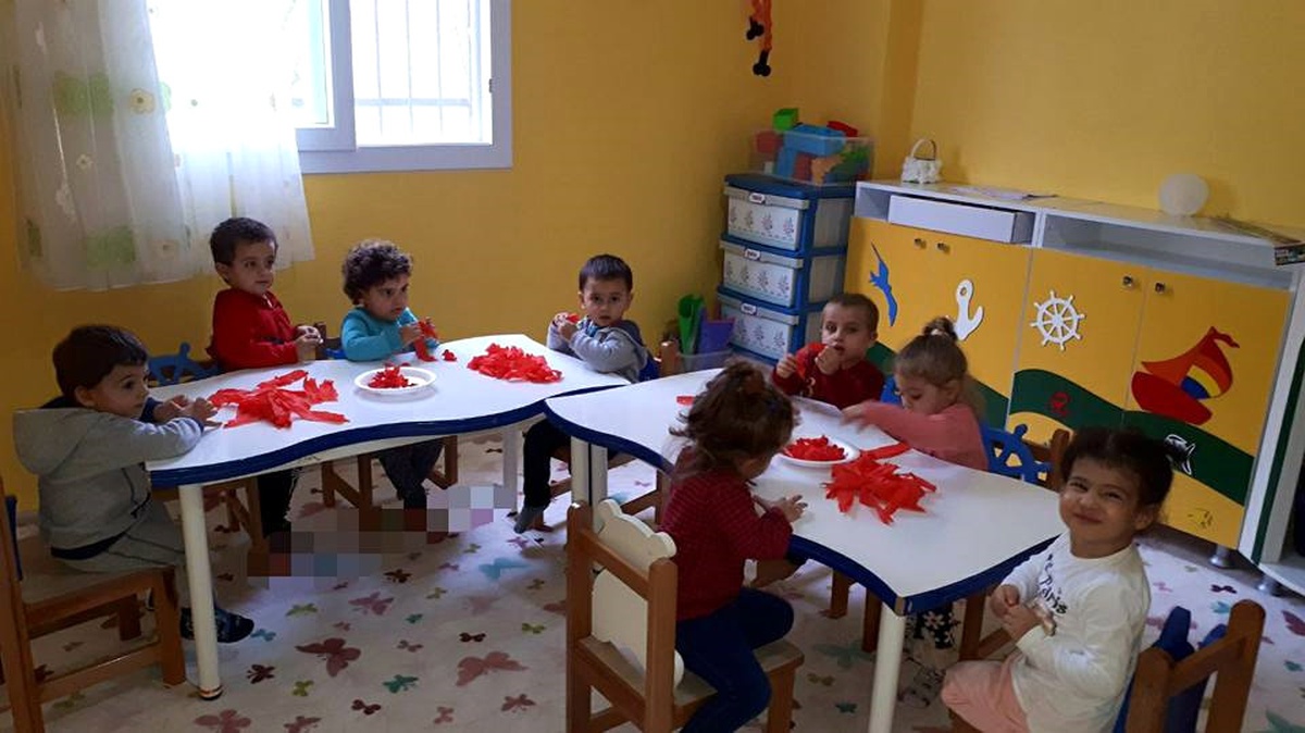 Gündüz Bakımevi\'nde Kızılay Haftası Dolayısıyla Etk,nlik Düzenledi