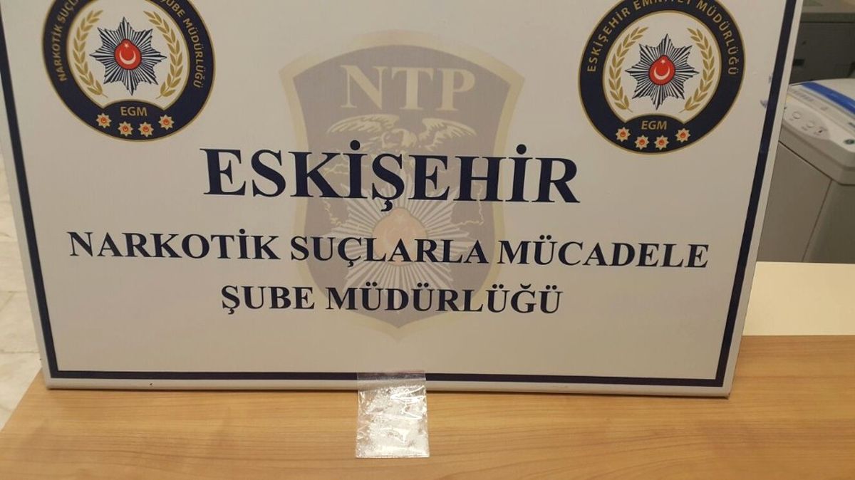 Kargodan Kokain Alışverişi Gümrük Ekiplerine Takıldı
