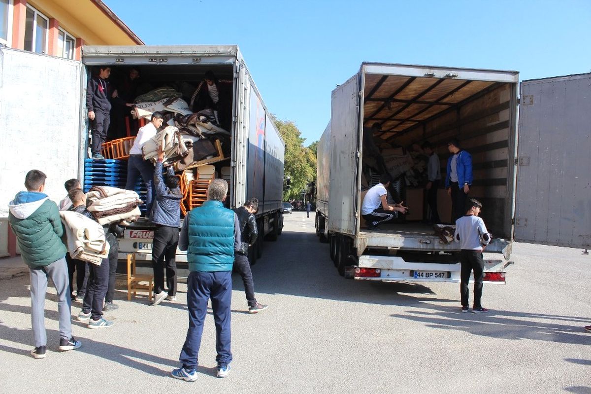 Malatya\'dan El\'bab ve Cerablus\'a Eğitim Yardımı
