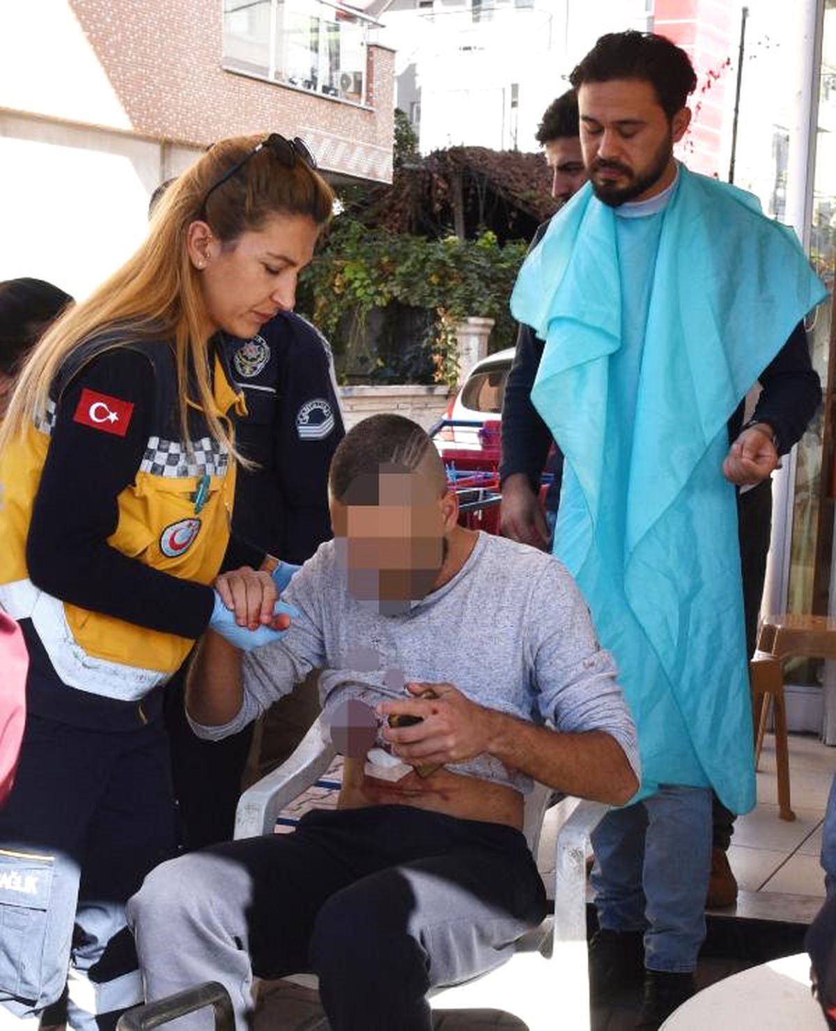 Üniversitelilerin Bıçaklı Kavgası: 4 Yaralı
