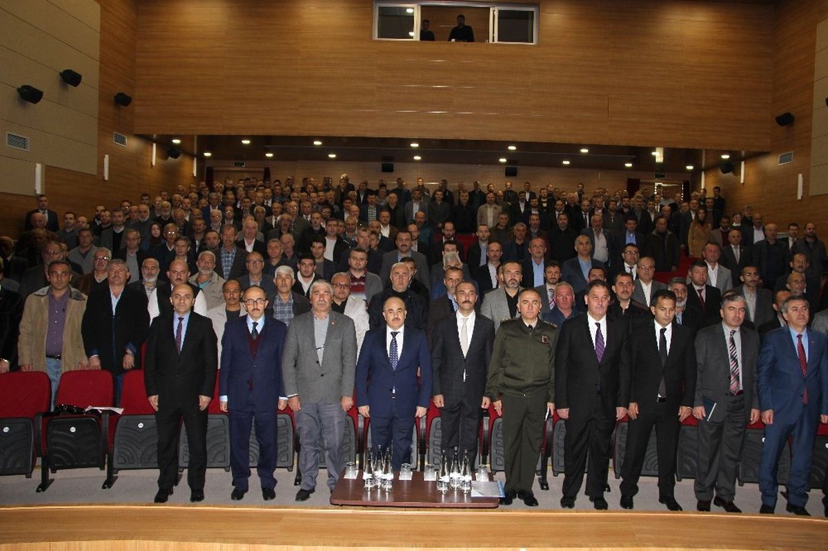 Vali Dağlı, "Köylülerin Sorunları ile İç İçe Olmalıyız"