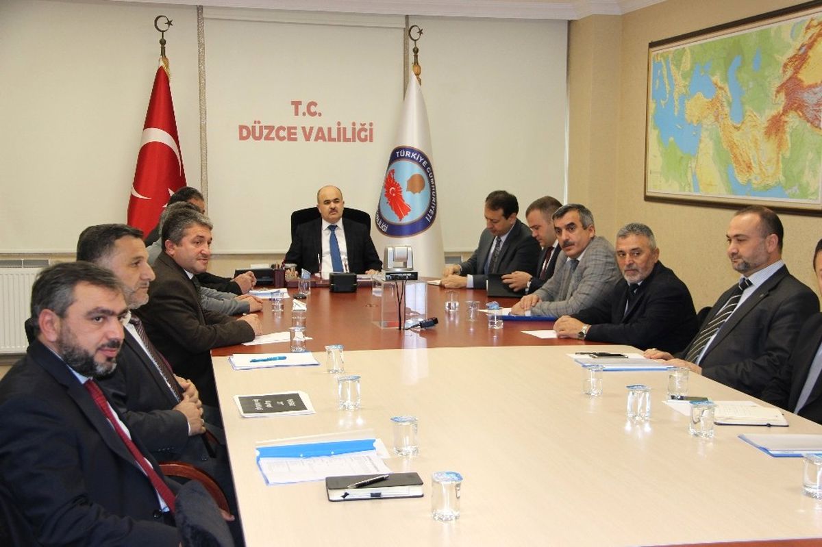 Vali Müftülerle Bir Araya Geldi