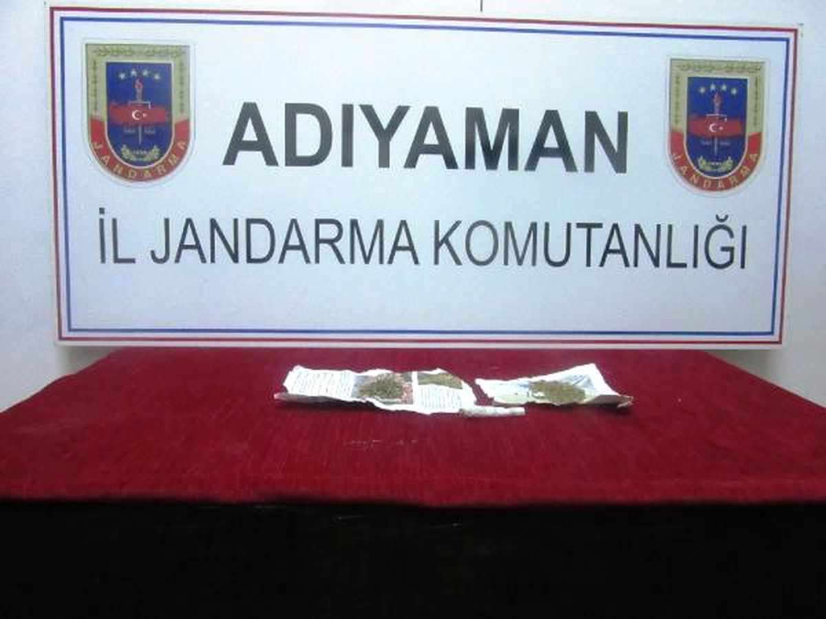 Adıyaman\'da Uyuşturucu Kullanan 9 Kişiye Gözaltı
