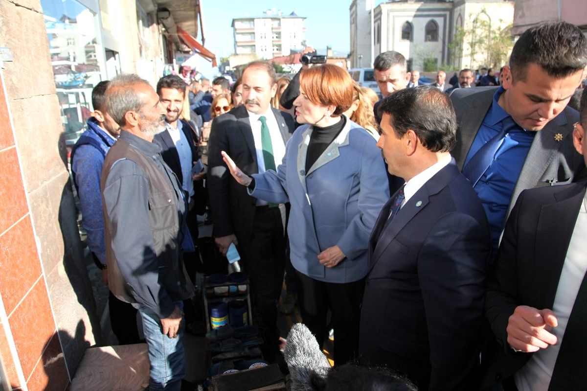 Akşener: "Ahlat\'a Yerleşme Nedenim Buralara Dikkat Çekmek"