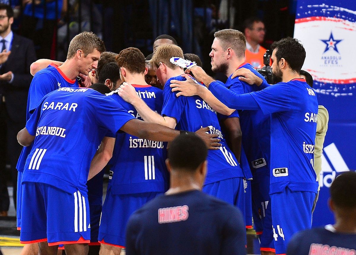 Anadolu Efes İlk Galibiyet İçin Unicaja Malaga Karşısında