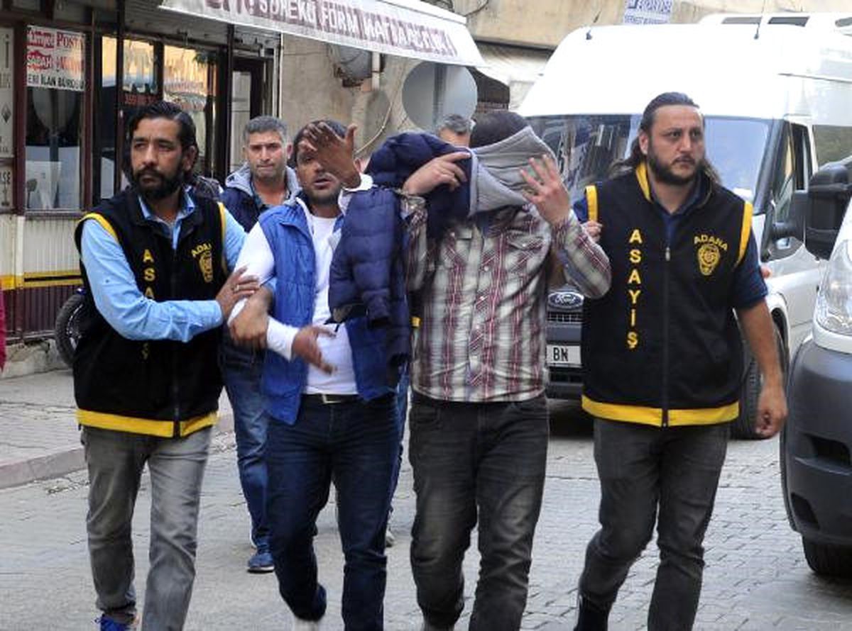 Aranan 5 Firari Yakalandı