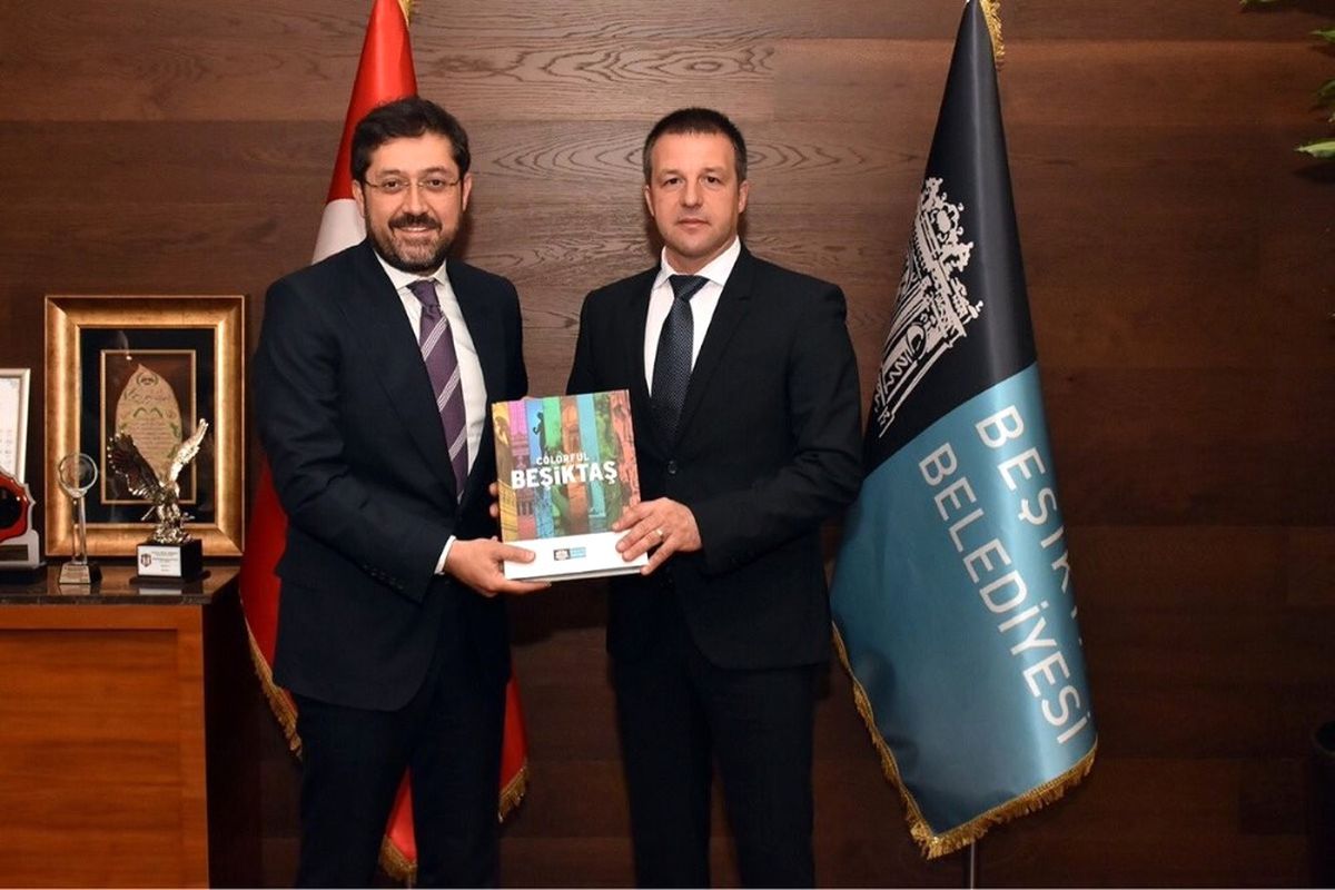 Başkan Hazinedar, 1 Günlüğüne Kardeş Şehir Belediye Başkanına Koltuğunu Bırakıyor