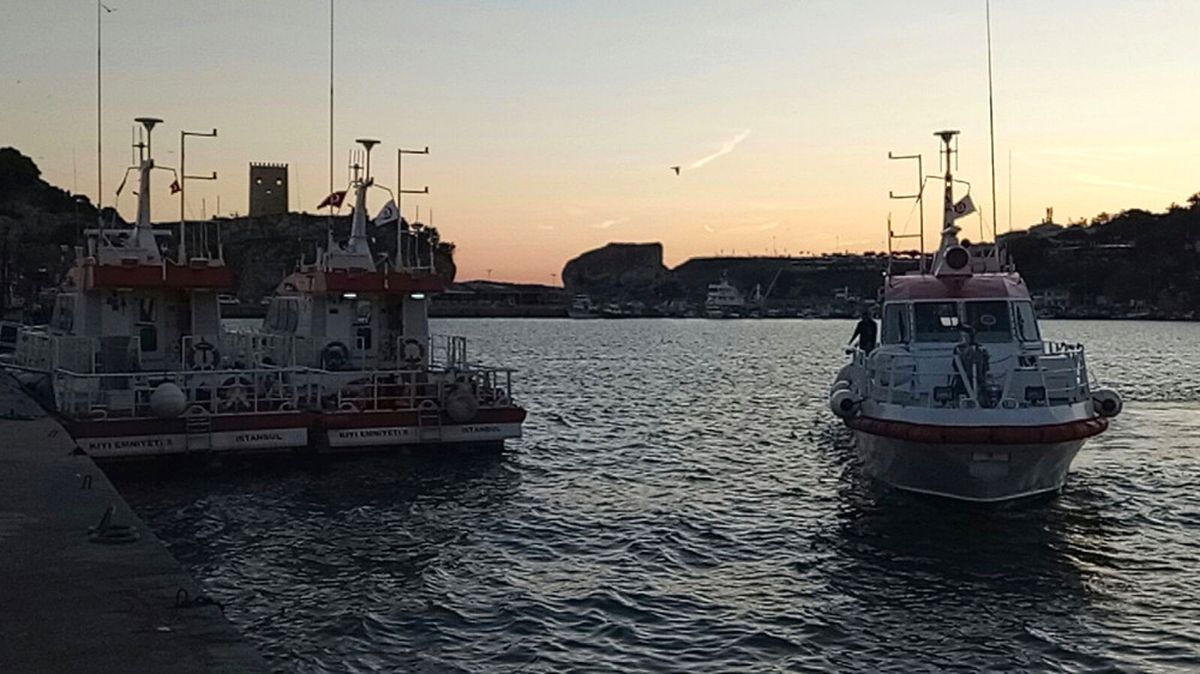 Batan Geminin Mürettebatını Arama Çalışmaları Sürüyor