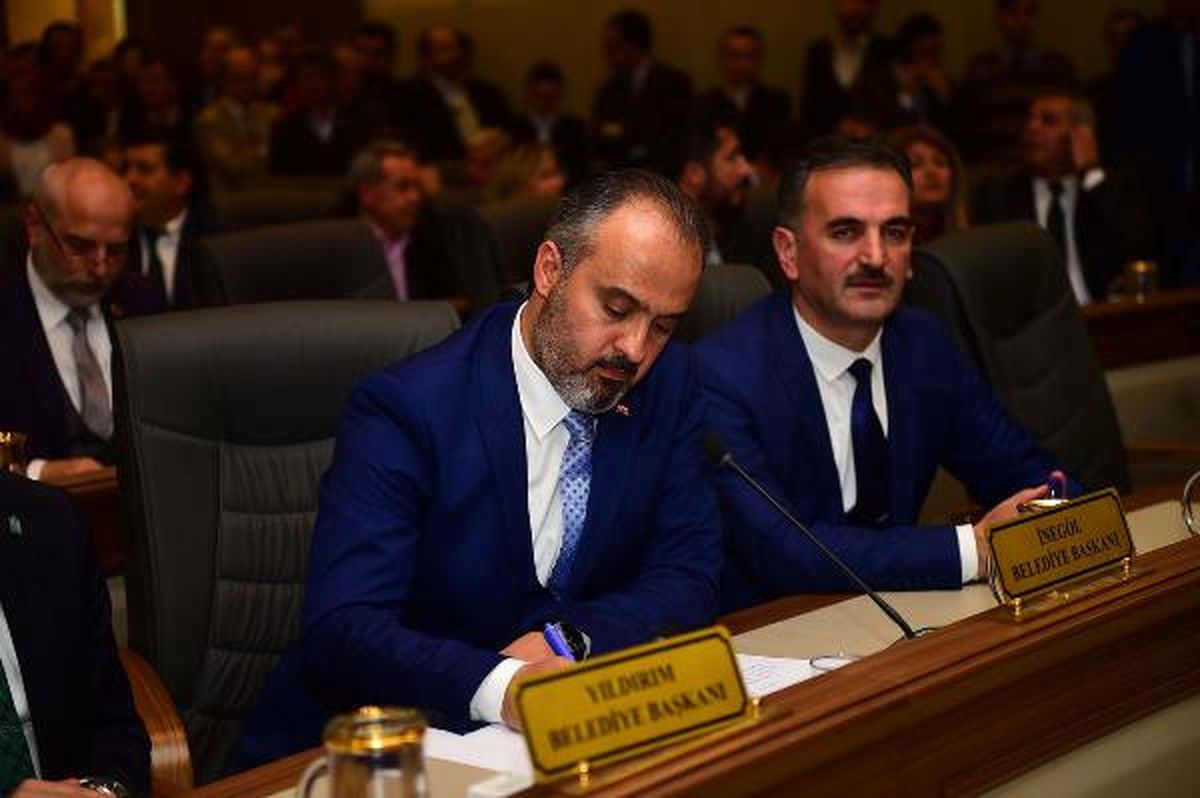 Bursa Büyükşehir Belediyesi\'nin Yeni Başkanı Alinur Aktaş (2)