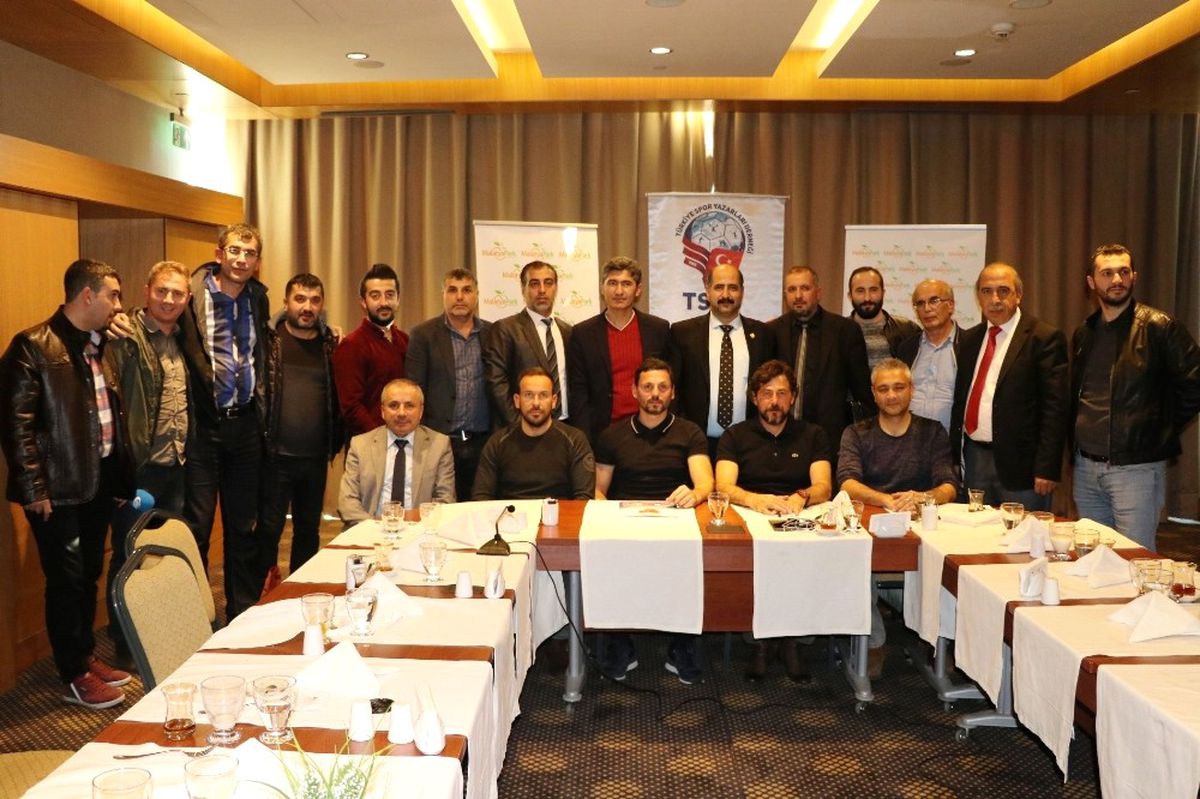 Erol Bulut: "Transferler Yapılmadı Diye Erol Bulut Takımını Bırakıp Gitmeyecektir"