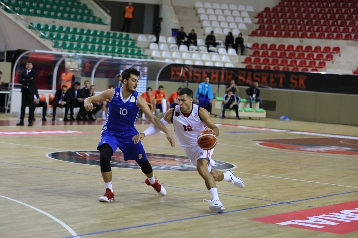 Eskişehir Basket\'te Yabancılar Durdurulamıyor