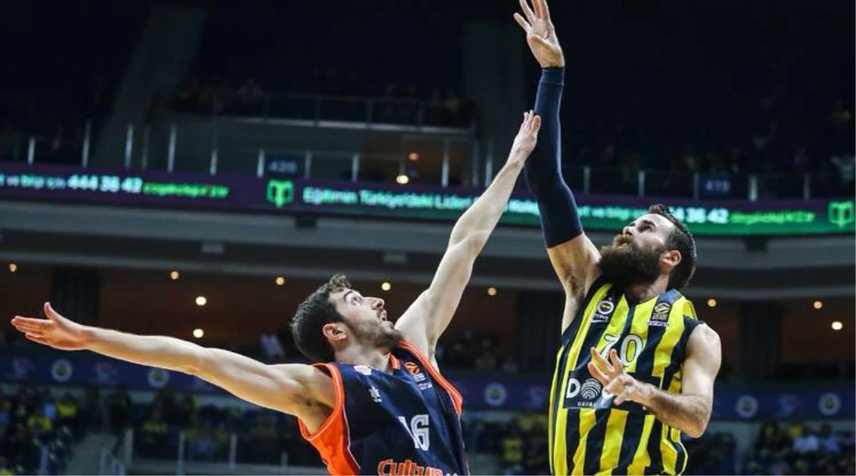 Euroleague\'de Fenerbahçe Doğuş, Valencia Basket\'i 79-66 Yendi
