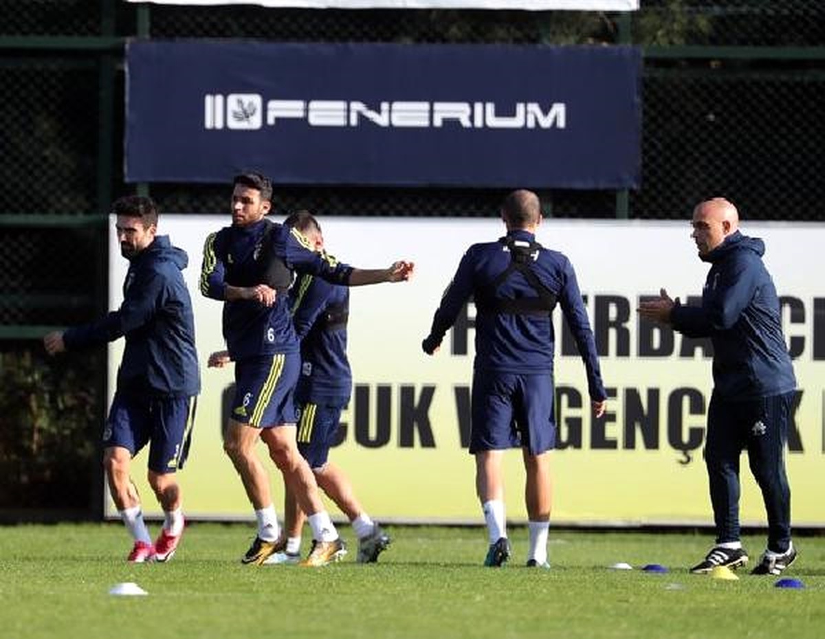 Fenerbahçe, Osmanlıspor Maçının Hazırlıklarını Sürdürdü