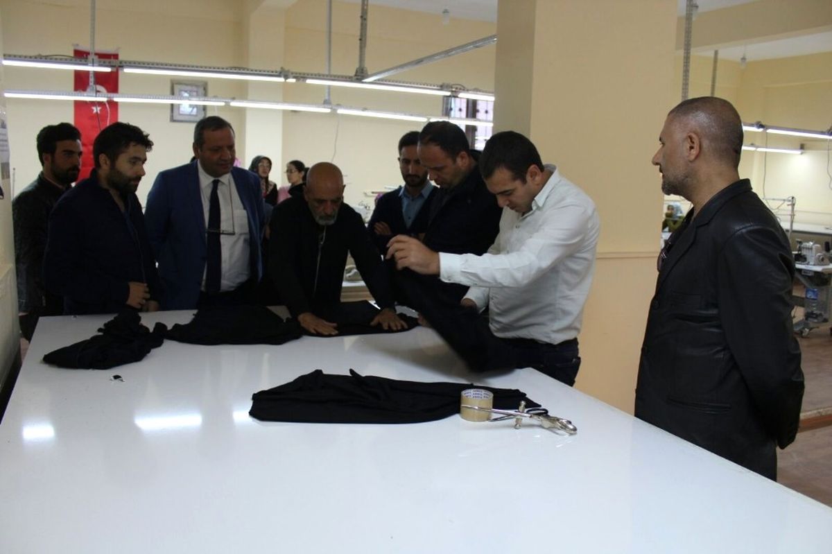 Genç Kızların Umudu Tekstil Firması Sipariş Almaya Başladı