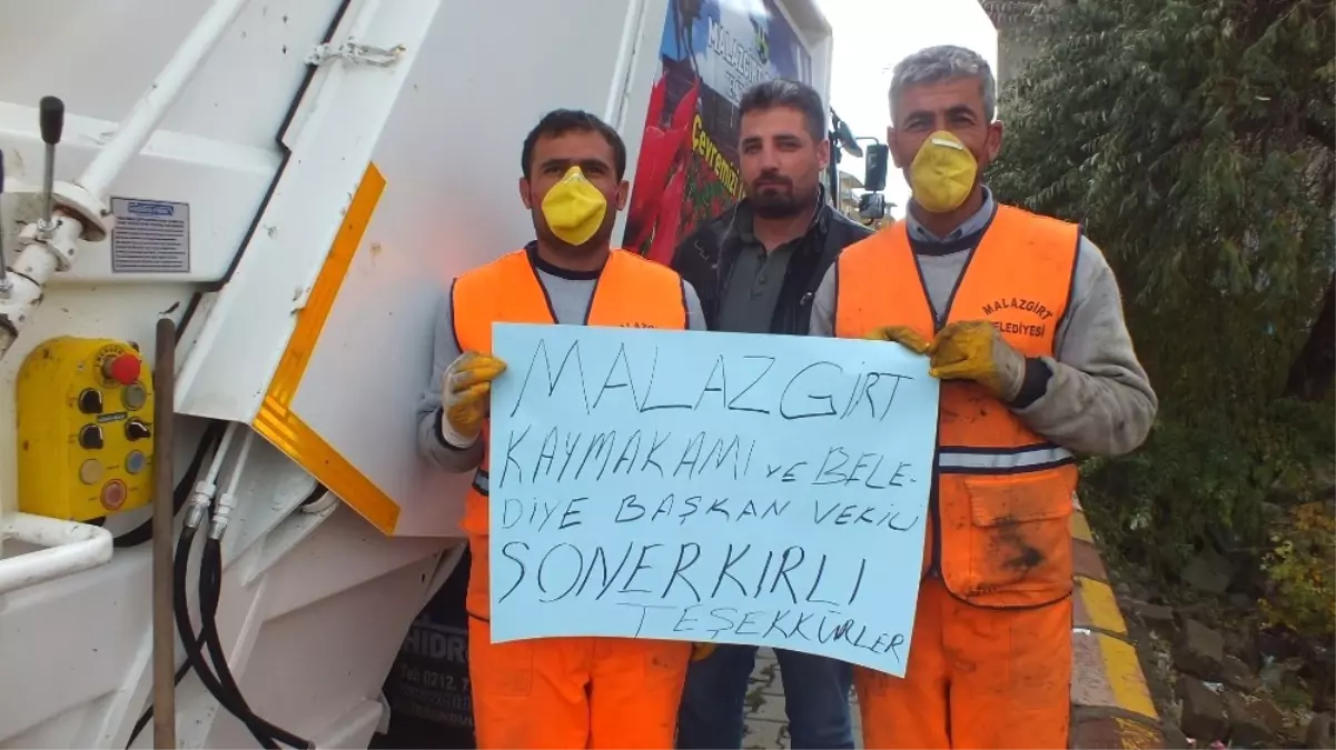 Malazgirt\'te Temizlik Çalışmaları Devam Ediyor