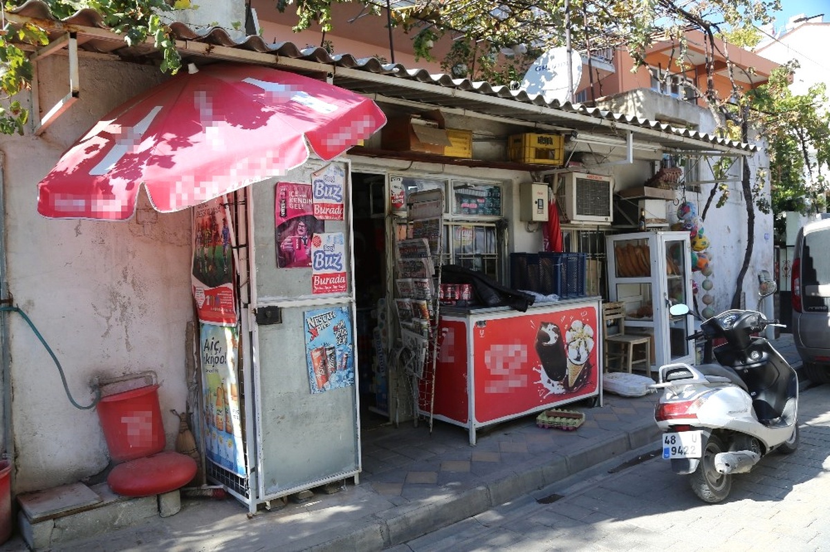 Milas\'ta 50 Yıllık Esnafa Kurşun Yağdırdılar