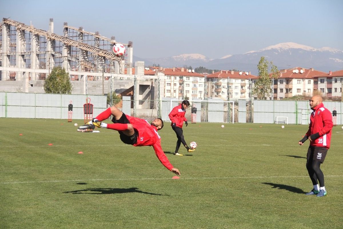 Sait Karafırtınalar: "İlk 6 İçin En İddialı Takımız"