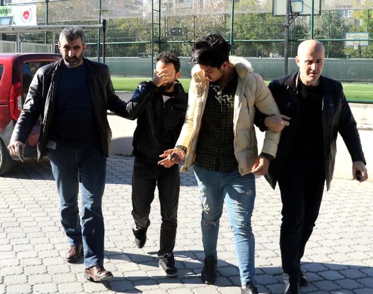 Samsun\'da Bıçakla Yaralama Şüphelisi 5 Iraklı Yakalandı
