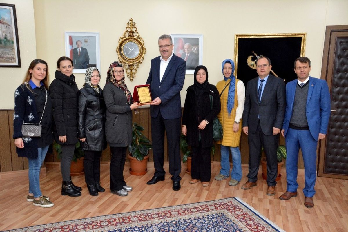 Stk\'lar ve Okul Aile Birliklerinden Başkan Özkan\'a Teşekkür Ziyareti
