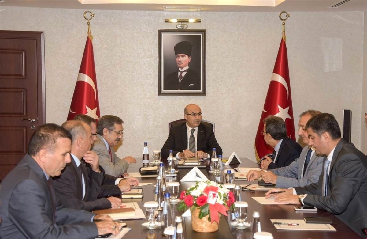 Vali Demirtaş: "Vatandaş Odaklı Hizmet Anlayışından Ödün Vermeyin"