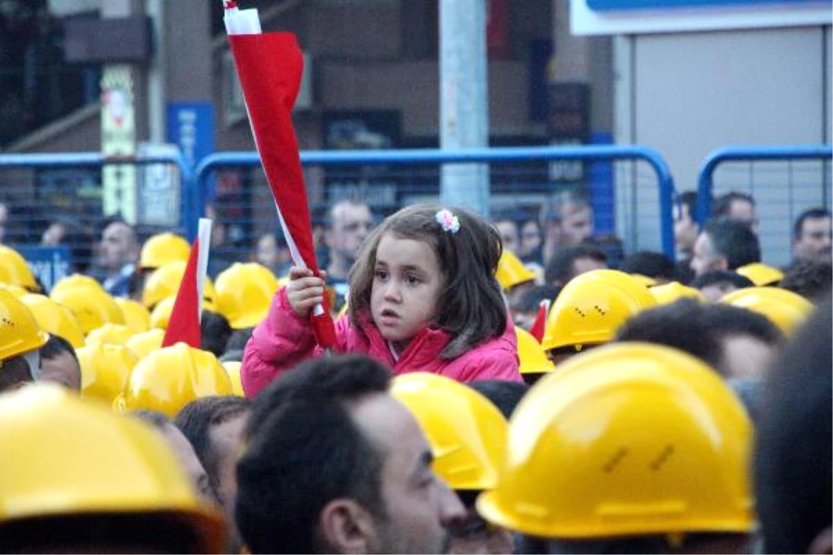 Zongludak\'ta Maden İşçisinden Torba Yasa Tasarısına Tepki