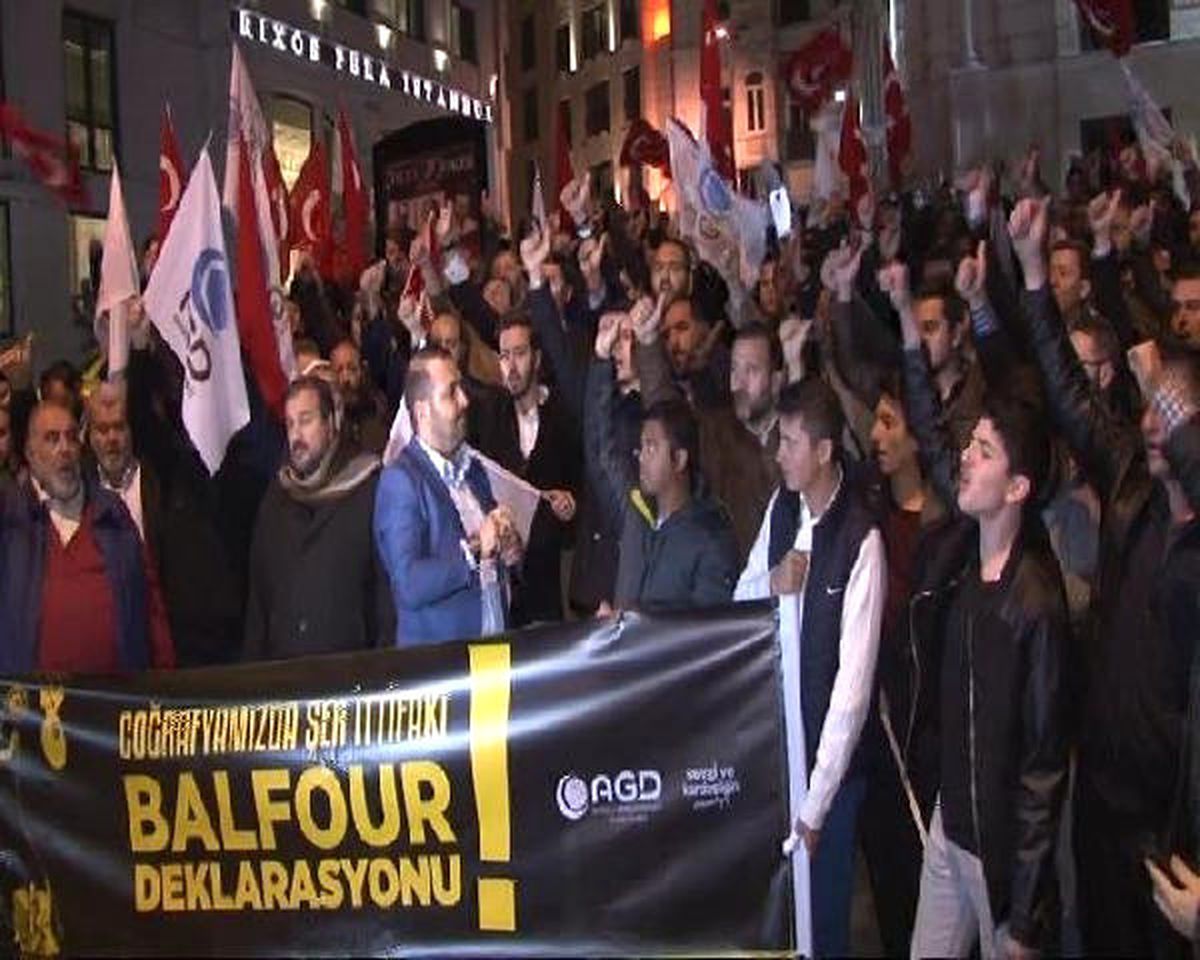 Balfour Deklarasyonu\' 100. Yılında Protesto Edildi