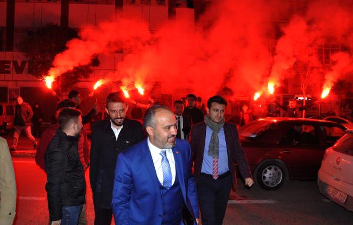 Başkan Aktaş\'a İnegöllülerden Helallik Aldı