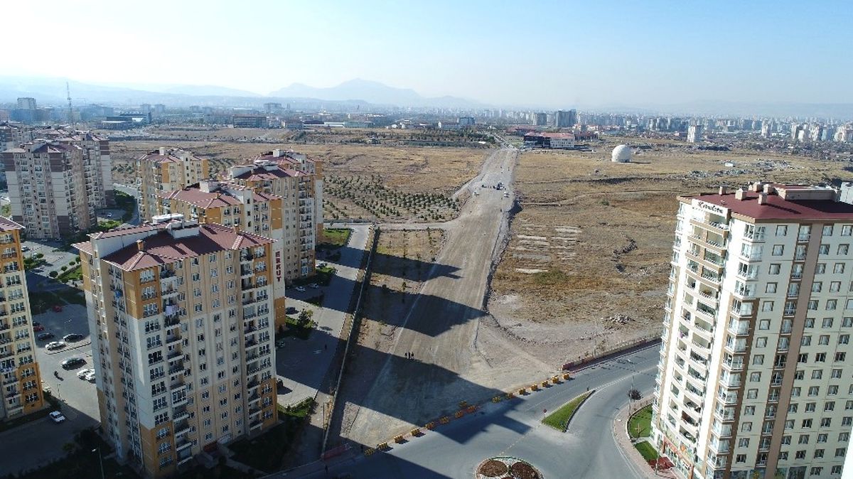 Başkan Çelik Erü\'yü Halef Hoca Caddesi\'ne Bağlayan Yeni Yolu İnceledi