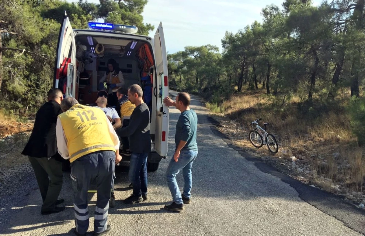 Belçikalı Bisikletçinin İmdadına Ormancılar Koştu