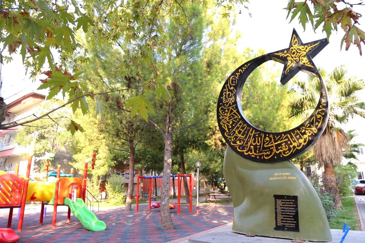 Dulkadiroğlu Belediyesi İlçeyi Park ve Bahçeyle Donatıyor
