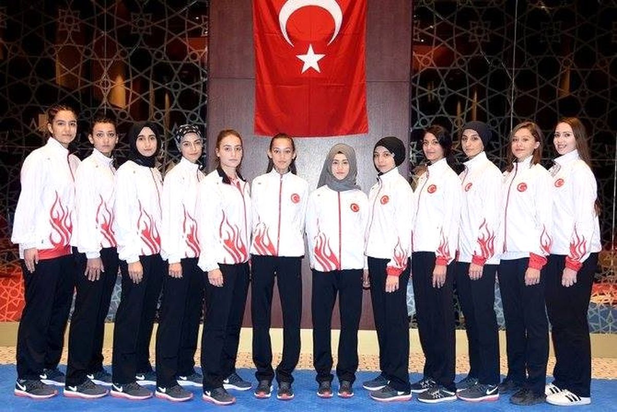 Edanur Koç, Taekwondo Milli Takımı\'nda Osmaneli\'yi Temsil Ediyor