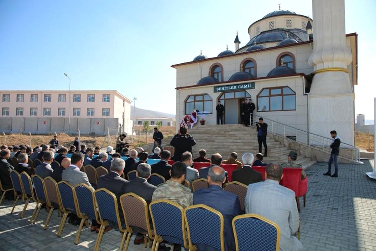 Elazığ\'da Şehitler Camii Açıldı