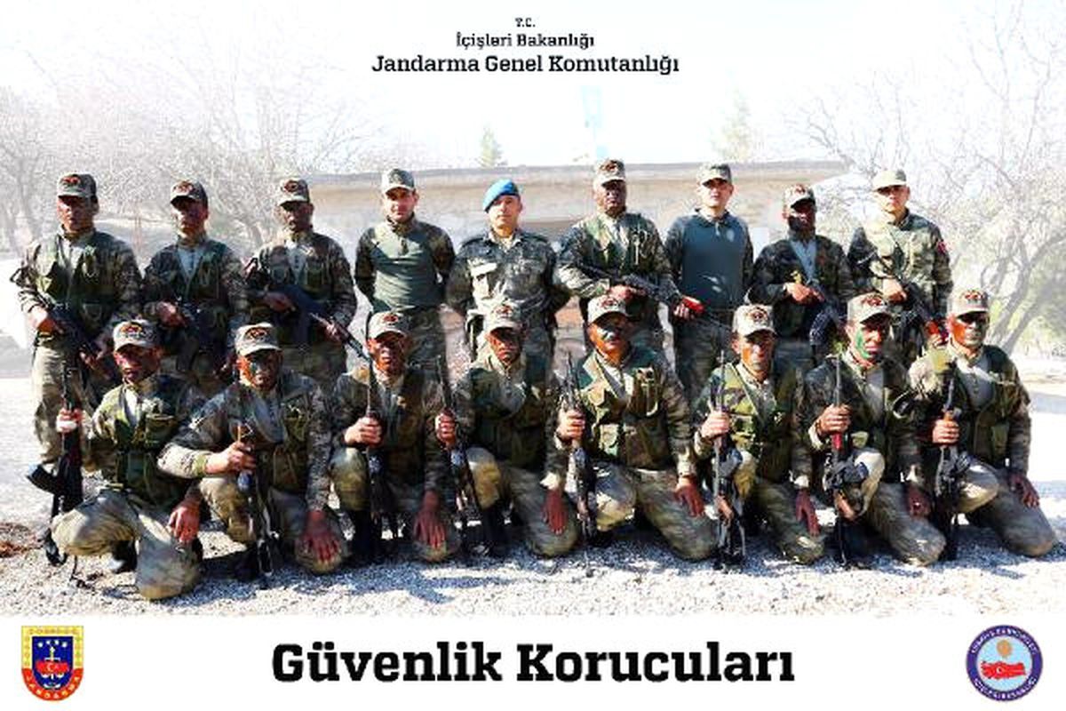 Foça\'daki Komando Okulunda Güvenlik Korucularına Nefes Kesen Eğitim