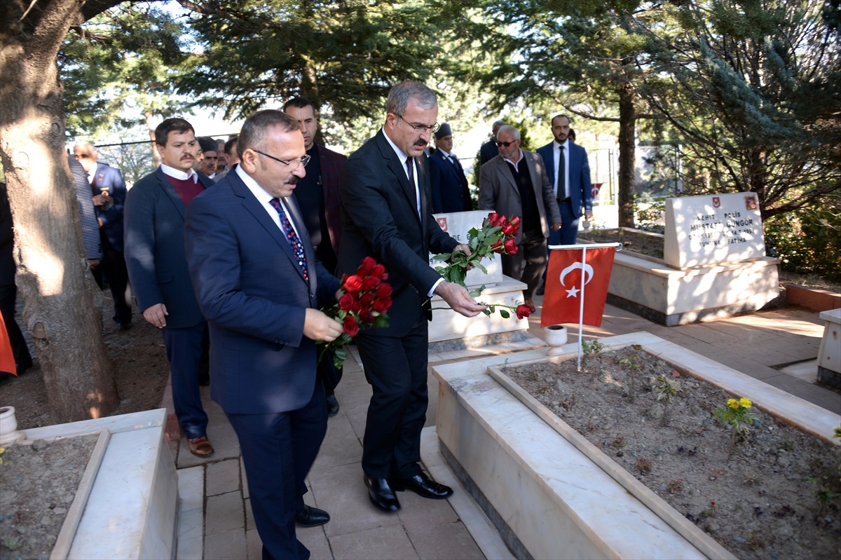Gazi ve Hafızlar Çanakkale ve Kıbrıs\'a Gitti