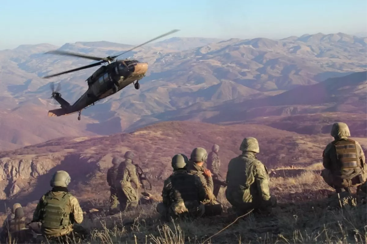 İçişleri: Hakkari\'de 8 Terörist Etkisiz Hale Getirildi