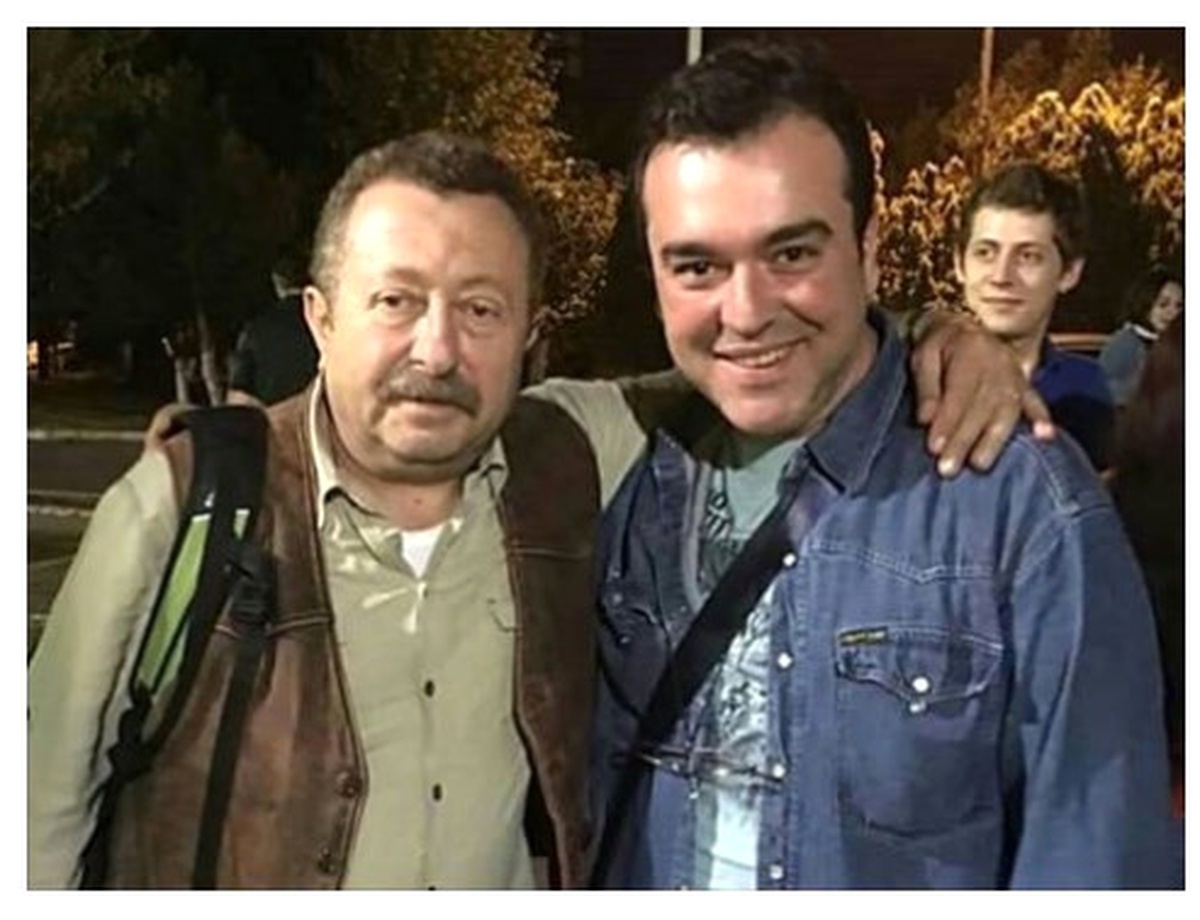 Mahallenin Muhtarları\'nın Eczacı Bahadır\'ı Yoğun Bakımda!