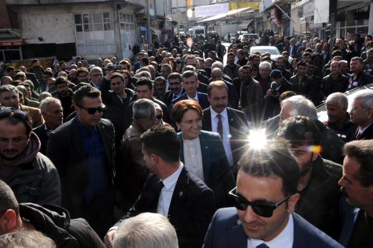 Meral Akşener, CHP ile İttifak İddialarını Yalanladı (2)