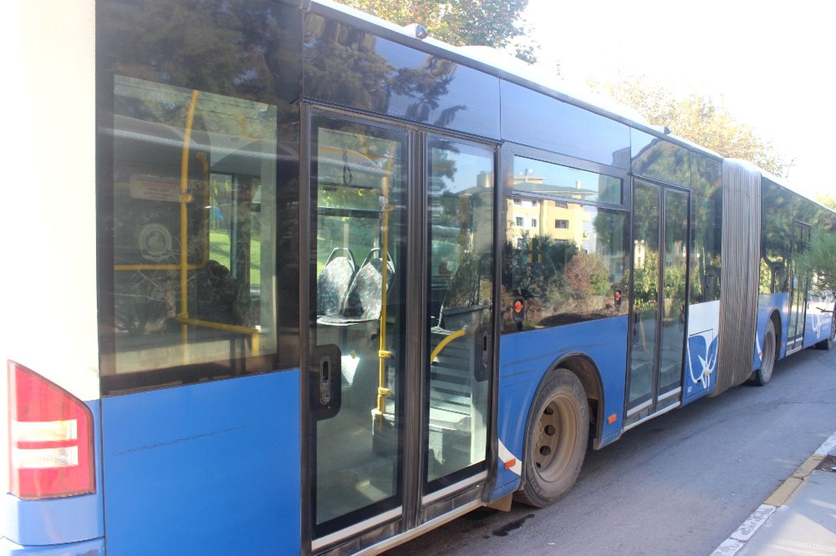 Patlama Sesiyle Dışarı Fırladılar...