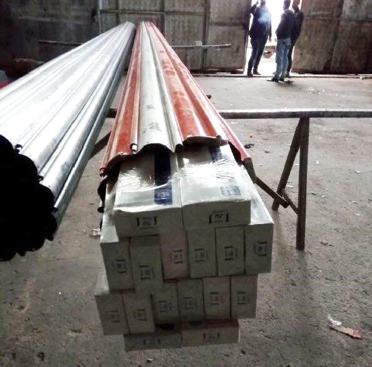 Profil Borularının İçinden 21 Bin 920 Paket Kaçak Sigara Çıktı