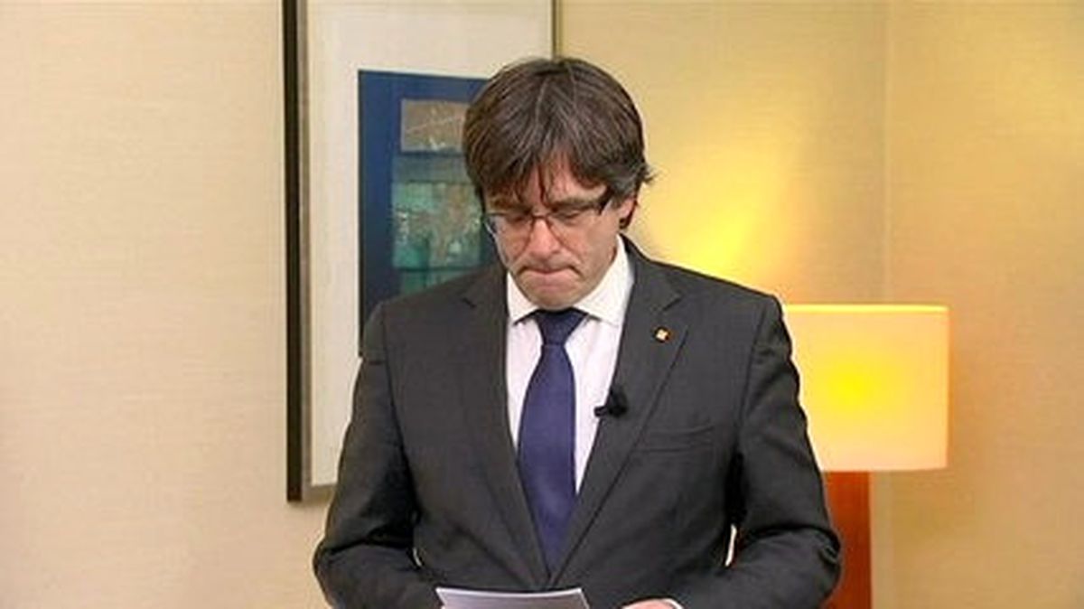 Puigdemont\'tan Madrid\'e Çağrı: \'Arkadaşlarımı Serbest Bırakın\'