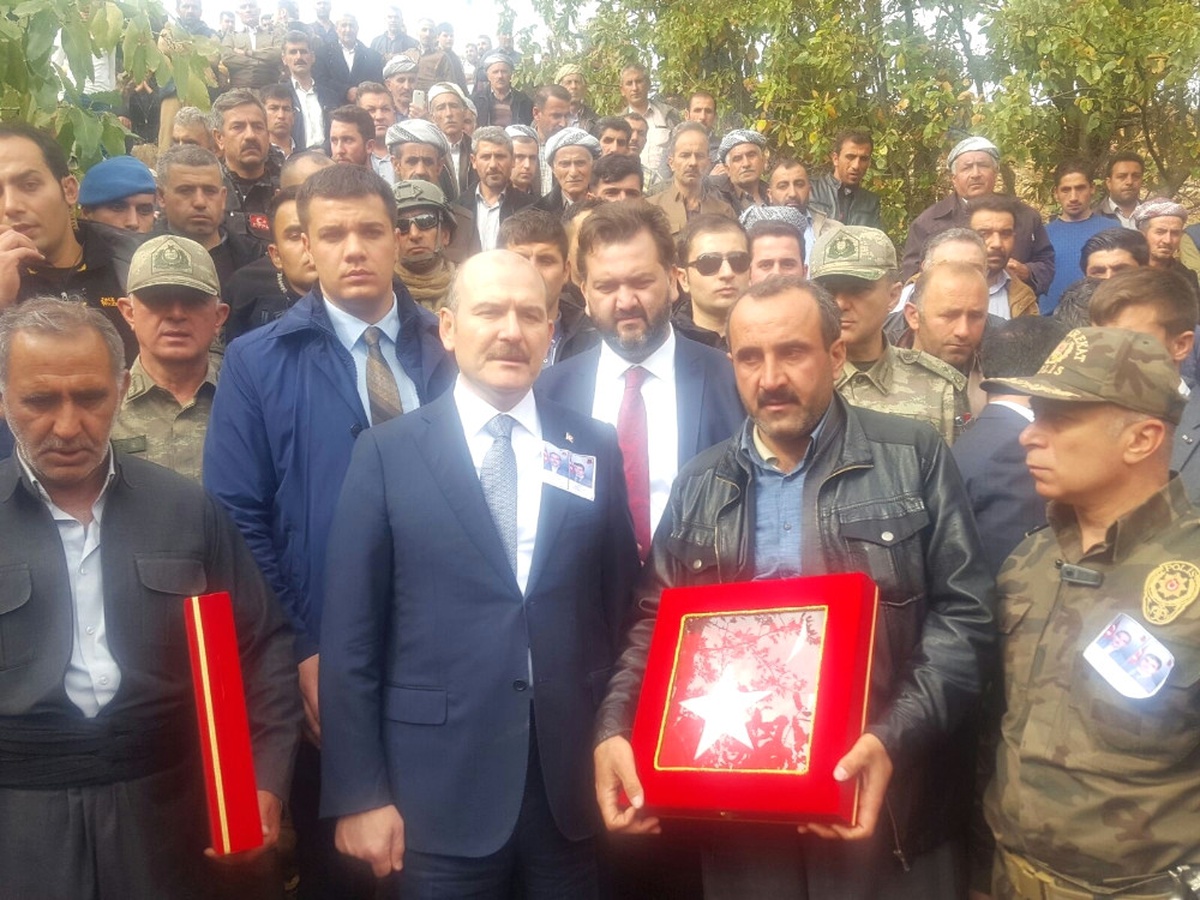 Şehit Korucular Gözyaşları Arasında Toprağa Verildi