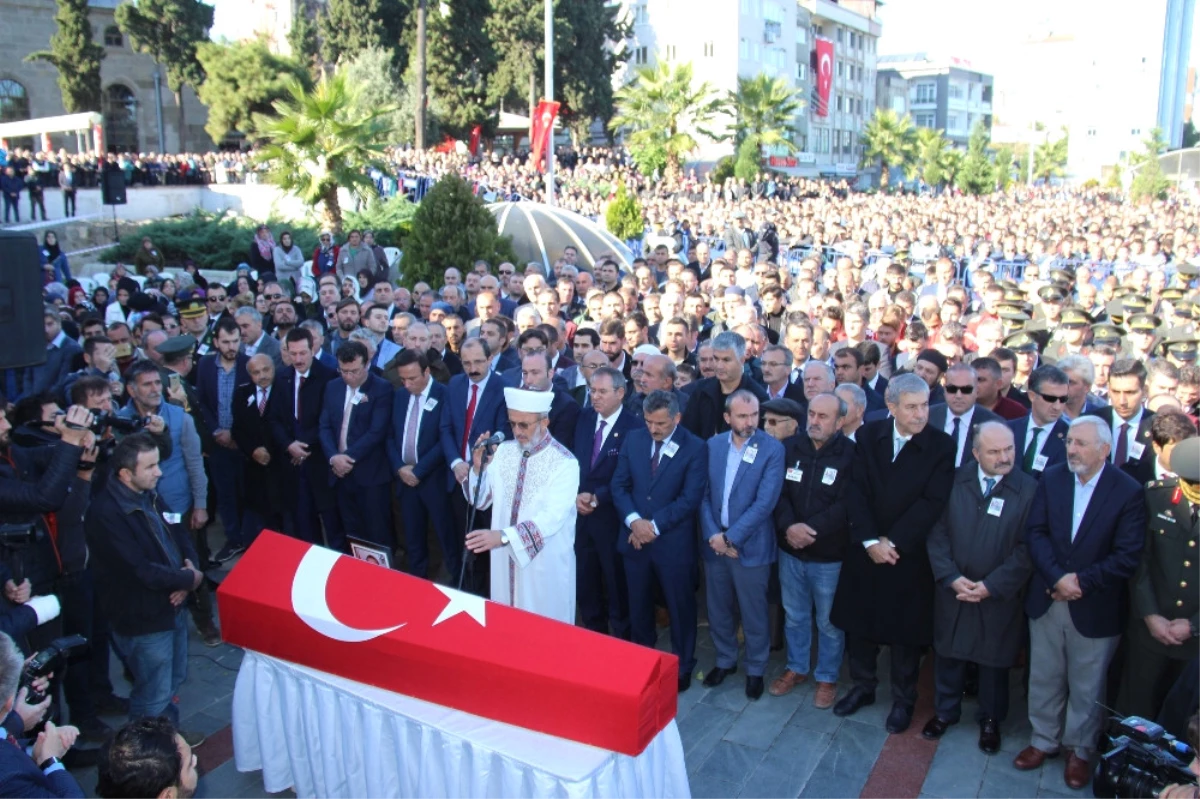 Şemdinli Şehidi Son Yolculuğuna Uğurlandı